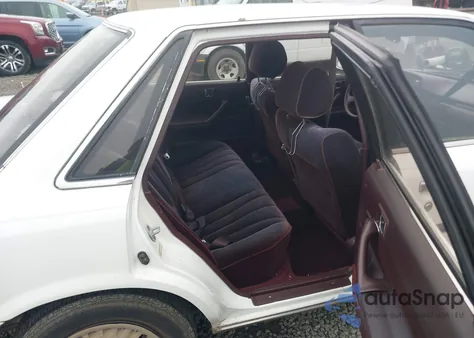 1989 Toyota Camry Le z USA, uszkodzony, nr VIN JT2SV22EXK3384135